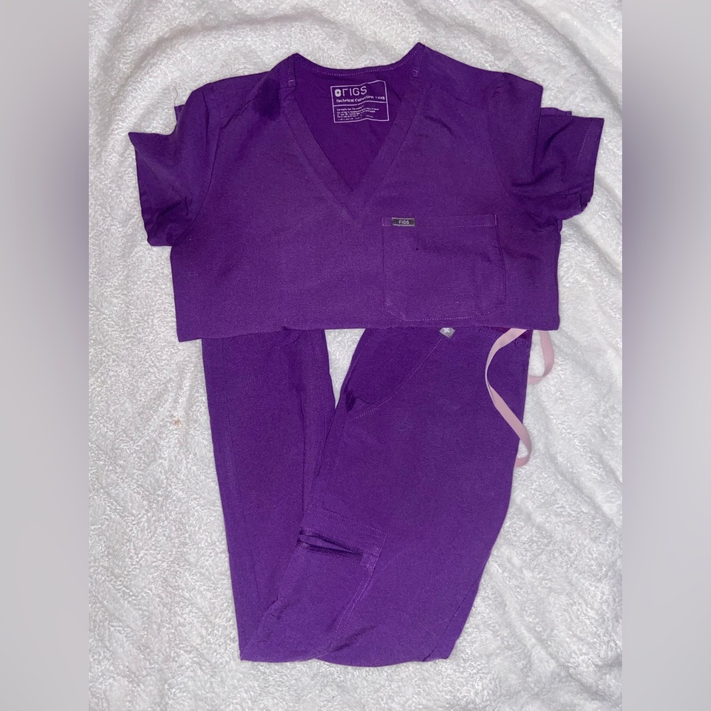 FIGS Purple Scrub Set - Deep Purple Top & Pants